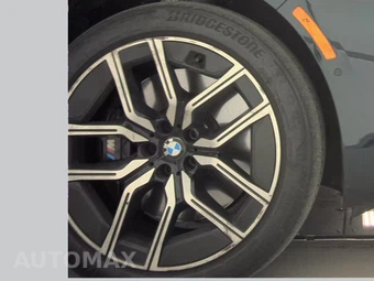 2025 BMW 7 Series Sedan 740i xDrive - miniatura 10
