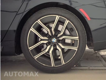 2025 BMW 7 Series Sedan 740i xDrive - miniatura 12