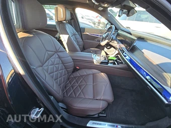 2025 BMW 7 Series Sedan 740i xDrive - miniatura 14