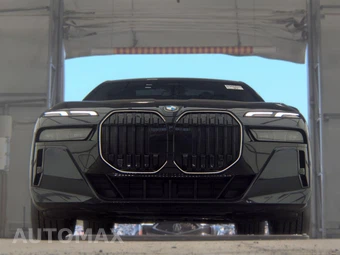 2025 BMW 7 Series Sedan 740i xDrive - miniatura 3