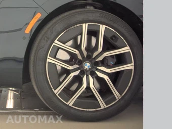 2025 BMW 7 Series Sedan 740i xDrive - miniatura 9
