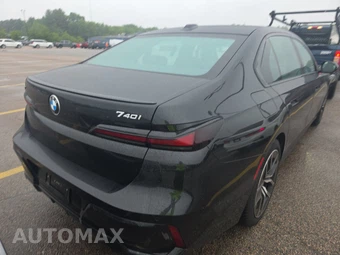 2025 BMW 7 Series Sedan 740i xDrive – miniatura 4