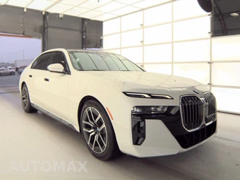 2025 BMW 7 Series Sedan 740i xDrive - miniatura 4
