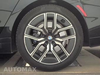 2025 BMW 7 Series Sedan 740i xDrive - miniatura 12