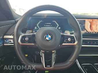 2025 BMW 7 Series Sedan 740i xDrive - miniatura 16