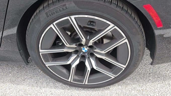 2025 BMW 7 Series Sedan 740i xDrive - miniatura 27