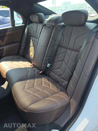2025 BMW 7 Series Sedan 750e xDrive - miniatura 13
