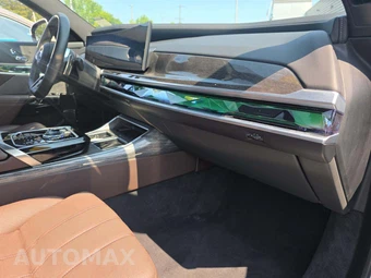 2025 BMW 7 Series Sedan 750e xDrive - miniatura 19