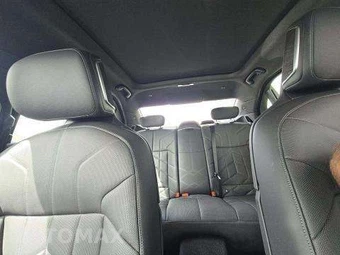 2025 BMW 7 Series Sedan 760i xDrive - miniatura 25