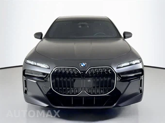 2025 BMW 7 Series Sedan 760i xDrive - miniatura 11
