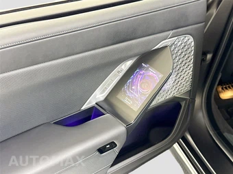 2025 BMW 7 Series Sedan 760i xDrive - miniatura 27