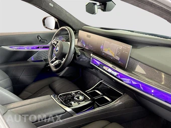 2025 BMW 7 Series Sedan 760i xDrive - miniatura 35