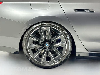 2025 BMW 7 Series Sedan 760i xDrive - miniatura 39