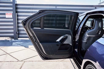 2025 BMW 7 Series Sedan 760i xDrive - miniatura 26