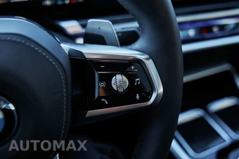 2025 BMW 7 Series Sedan 760i xDrive - miniatura 63