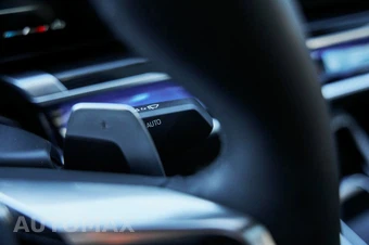 2025 BMW 7 Series Sedan 760i xDrive - miniatura 65