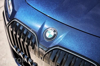 2025 BMW 7 Series Sedan 760i xDrive - miniatura 7