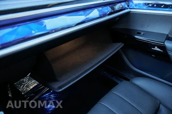 2025 BMW 7 Series Sedan 760i xDrive - miniatura 81