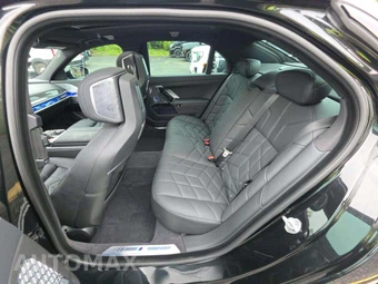 2025 BMW 7 Series Sedan 760i xDrive - miniatura 13