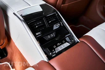 2025 BMW 8 Series ALPINA B8 Gran Coupe ALPINA B8 xDrive Sedan - miniatura 58