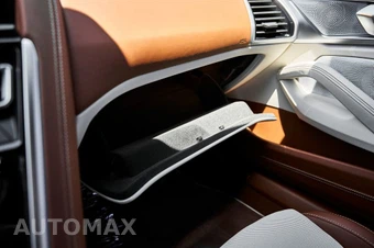2025 BMW 8 Series ALPINA B8 Gran Coupe ALPINA B8 xDrive Sedan - miniatura 88