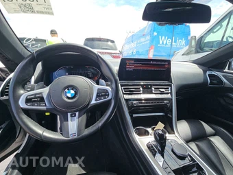 2025 BMW 8 Series Convertible 840i - miniatura 11
