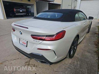 2025 BMW 8 Series Convertible 840i xDrive – miniatura 3
