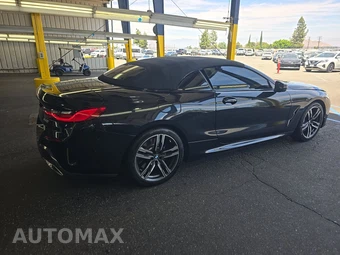2025 BMW 8 Series Convertible 840i xDrive - miniatura 4