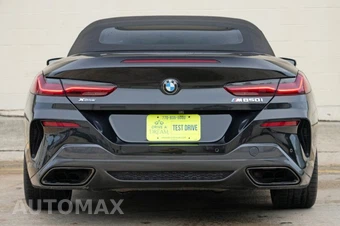 2025 BMW 8 Series Convertible M850i xDrive - miniatura 9