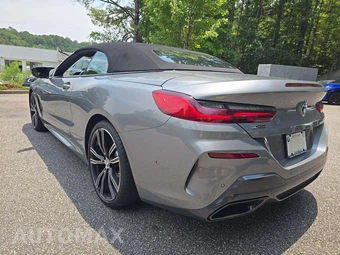 2025 BMW 8 Series Convertible M850i xDrive – miniatura 2