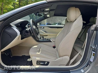 2025 BMW 8 Series Convertible M850i xDrive – miniatura 6