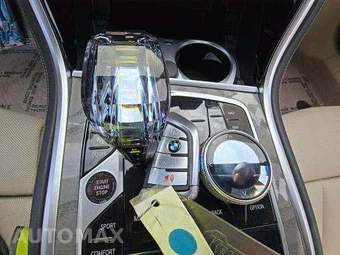 2025 BMW 8 Series Coupe 840i – miniatura 8