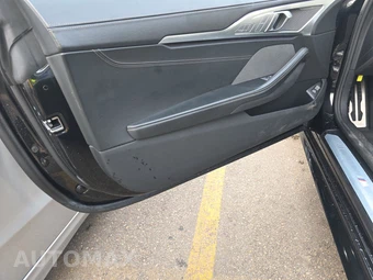 2025 BMW 8 Series Coupe 840i xDrive – miniatura 15