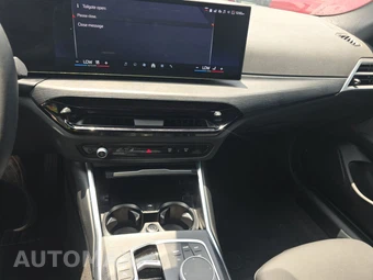 2025 BMW i4 eDrive40 – miniatura 11