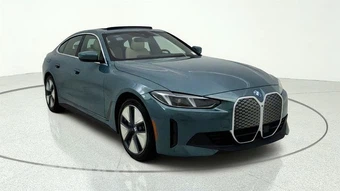 2025 BMW i4 eDrive40