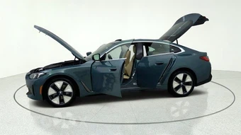 2025 BMW i4 eDrive40 – miniatura 13