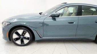 2025 BMW i4 eDrive40 – miniatura 22