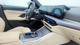2025 BMW i4 eDrive40 – miniatura 35