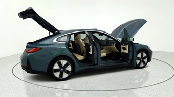 2025 BMW i4 eDrive40 – miniatura 9