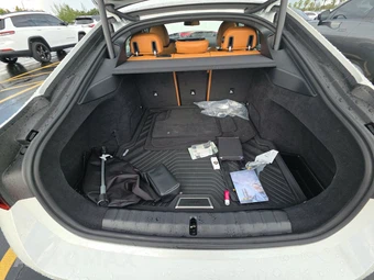 2025 BMW i4 eDrive40 – miniatura 16