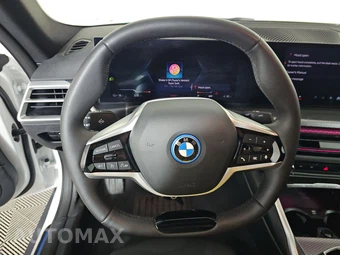2025 BMW i4 eDrive40 – miniatura 10