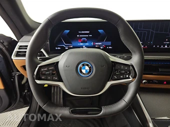 2025 BMW i4 eDrive40 - miniatura 10