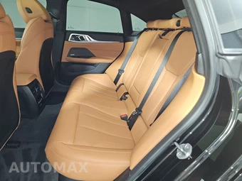 2025 BMW i4 eDrive40 - miniatura 13