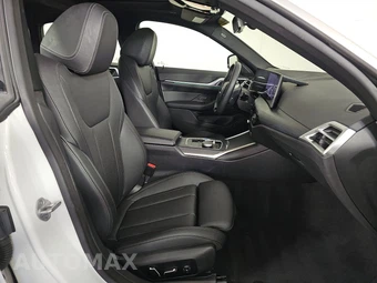 2025 BMW i4 eDrive40 – miniatura 8