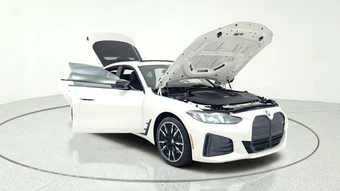 2025 BMW i4 M50 - miniatura 11