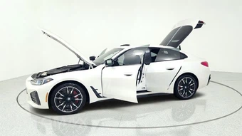 2025 BMW i4 M50 - miniatura 14