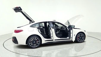 2025 BMW i4 M50 - miniatura 19