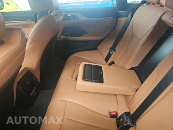 2025 BMW i4 M50 – miniatura 13
