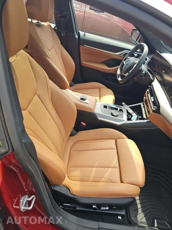 2025 BMW i4 xDrive40 - miniatura 17