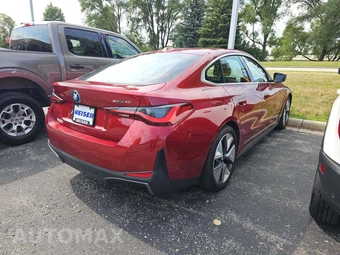 2025 BMW i4 xDrive40 - miniatura 3